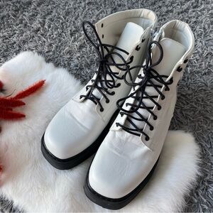 L’INTERVALLE White Leather Combat Boots
